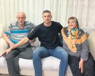 Merih Demiral Karamürsel’de büyük ilgi gördü