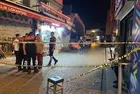 Beşiktaş Çarşı’da kanlı gece: Silahlı saldırıya uğrayan motosikletli ağır yaralandı