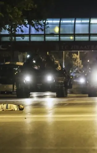 ABD'li Orta Doğu uzmanından itiraf gibi Fetullah Gülen açıklaması: ABD'nin Türk halkına açıklaması imkansız