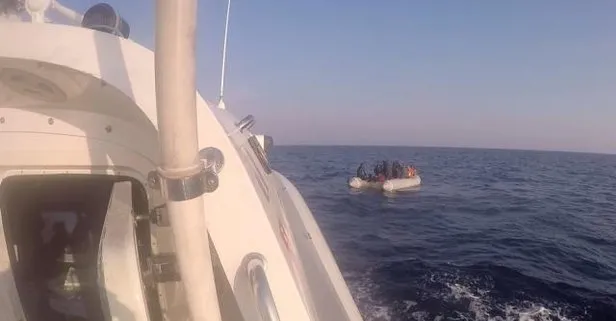 Yunan ölüme itti, Türkiye imdada yetişti! 33 düzensiz göçmen kurtarıldı