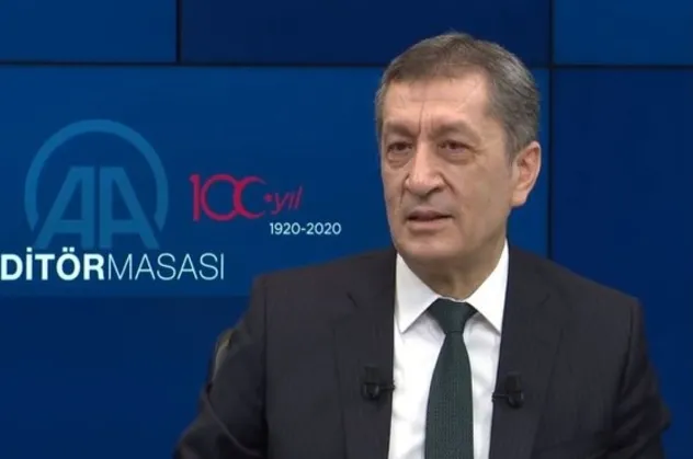 Son dakika: Milli Eğitim Bakanı Ziya Selçuk'tan uzaktan eğitim açıklaması