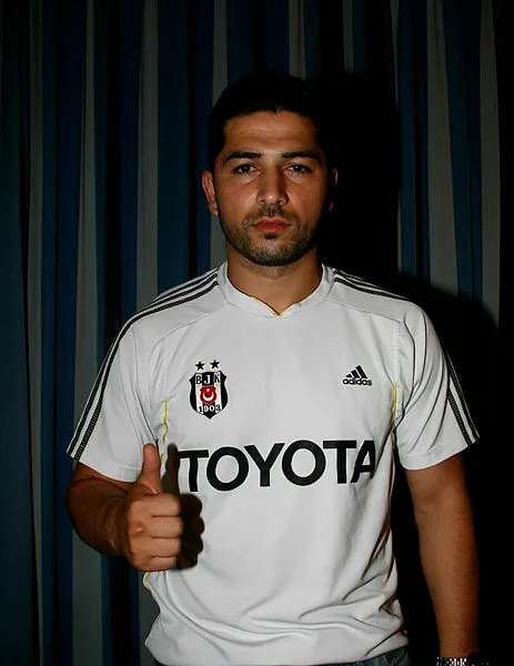 sezer-ozturk-kimdir-kac-yasinda-tutuklandi-mi-sezer-ozturk-hangi-takimlarda-oynadi-sezer-ozturk-son-hali-1632731234603.jpg Sezer Öztürk kimdir, kaç yaşında, tutuklandı mı? Sezer Öztürk hangi takımlarda oynadı? Sezer Öztürk son hali...-3