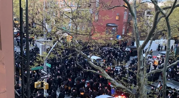 ABD'de New York Belediye Başkanı Bill de Blasio ile Yahudi toplumu arasına sosyal mesafe gerginliği-1