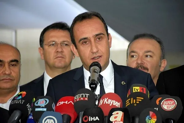 İYİ Partili Belediye Başkanı Mustafa İlmek meclis üyeleri ile birlikte AK Parti'ye geçti!-1
