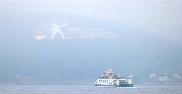 Çanakkale Boğazı sisin etkisini yitirmesiyle gemi geçişlerine açıldı