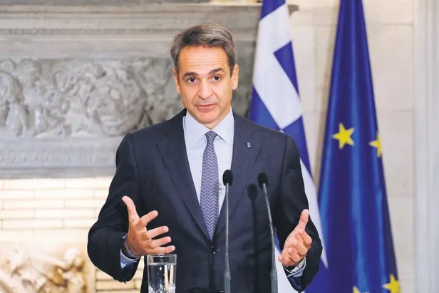 yunanistan-turkiyeye-yaptirim-karari-alamayan-ab-tarafindan-kullanildi-kendimizi-birkenara-itilmis-goruyoruz-1600984087099.jpeg Yunanistan, Türkiye’ye yaptırım kararı alamayan AB tarafından kullanıldı: "Kendimizi bir kenara itilmiş görüyoruz"-7