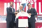 A Milli Takım'da Vincenzo Montella dönemi resmen başladı! İmza töreninde konuşan İtalya hoca: "Türkiye’yi mutlu etmek istiyorum"