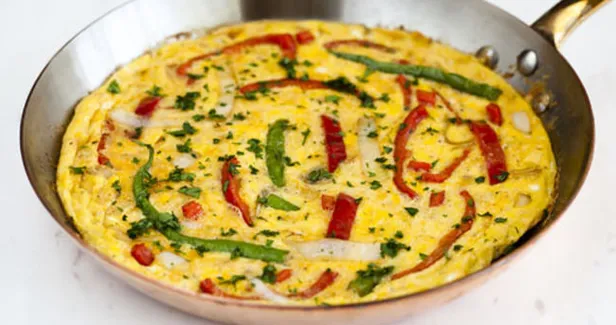 tadina-doyamayacaginiz-yumurta-tarifiyle-sofrani-senlendir-her-sabah-ekmek-bana-bana-yiyeceksiniz-1697635623709.jpg Her sabah tıka basa yiyeceksiniz! Tadına doyamayacağınız yumurta tarifiyle sofranı donat-5