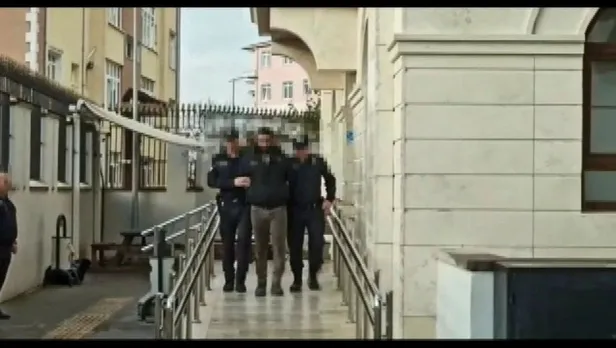 akillara-durgunluk-veren-olay-tamirciye-birakilan-araba-baska-tamirci-tarafindan-calindi-1669635215986.jpeg Akıllara durgunluk veren olay! Tamirciye bırakılan araba başka tamirci tarafından çalındı-4