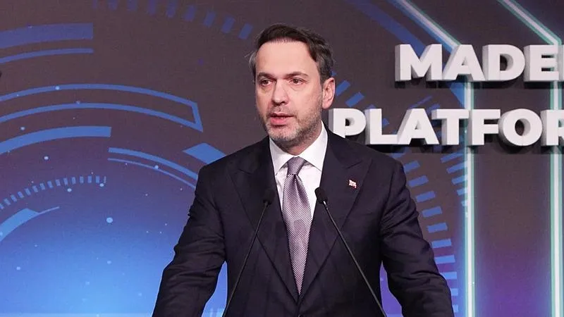 Enerji ve Tabii Kaynaklar Bakanı Alparslan Bayraktar (AA)