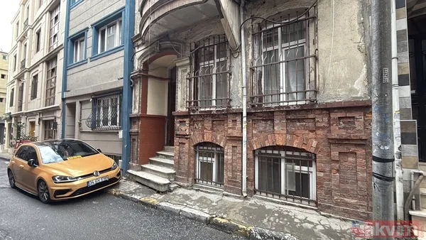 İngiliz John Paul Goss Beyoğlu’nda misafir kaldığı evde ölü bulundu: Kolunda kemer yanında şırınga! "Profesör" iddiası - 6