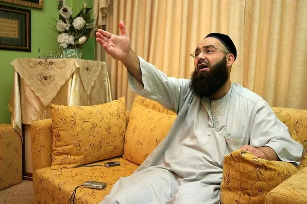 "Cübbeli Ahmet Hoca" İslam düşmanı fitnecilerin ekmeğine yağ sürüyor! İmam Hatiplerden sonra şimdi de Diyanet'i hedef aldı