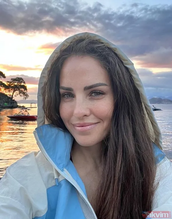 40 yaşındaki Ceren Benderlioğlu’ndan cesur paylaşım! “Ufak bir kaçamak” deyip yayınladı! EDHO’nun Ömür’üydü... - 17