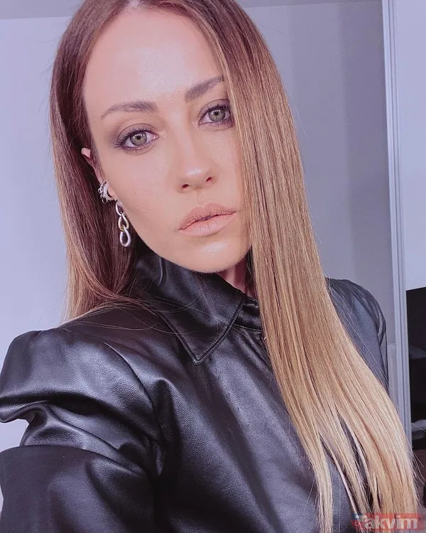 Derya Uluğ sosyal medyada şov yaptı! Top sektirdiği anları paylaştı kendine hayran bıraktı herkes onu konuştu - 6