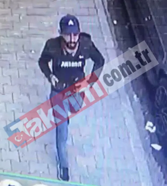 iste-terorist-bilal-hassanin-goruntusu-ahlam-albashirle-kari-koca-kiliginda-gelmisti-1668768331406.jpg İşte terörist Bilal Hassan'ın görüntüsü! Ahlam Albashir'le 'karı-koca' kılığında gelmişti... Jarkas kardeşler...-1