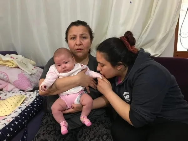 son-dakika-avcilardaki-korkunc-olayla-ilgili-sicak-gelisme-bebegin-kanli-tulumunu-gosterdi-1594218391548.jpg Son dakika: Avcılar'daki korkunç olayla ilgili sıcak gelişme! Bebeğin kanlı tulumunu gösterdi...-1