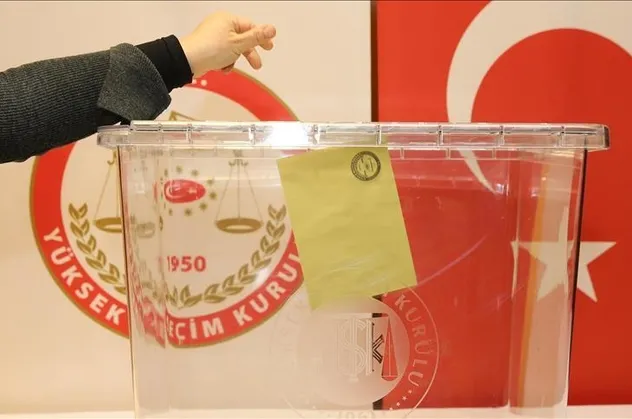 AK Parti'den 2023 seçimleri için bir ilk! Gençlere özel beyanname!