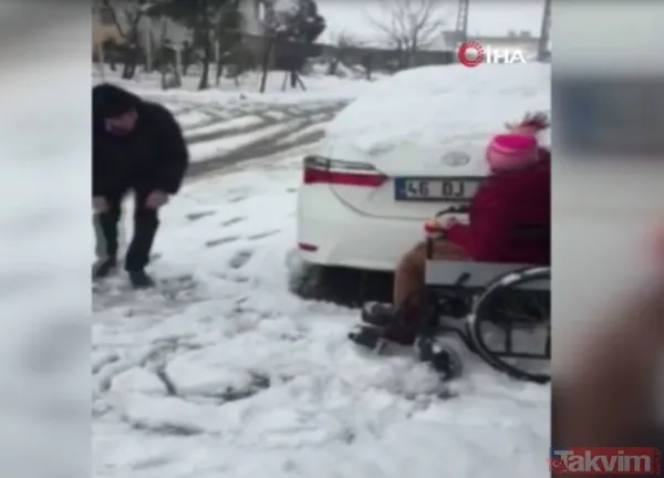 Hava soğuk yürekler sıcak! Kahramanmaraş'ta bir baba engelli kızıyla kartopu oynadı - 8