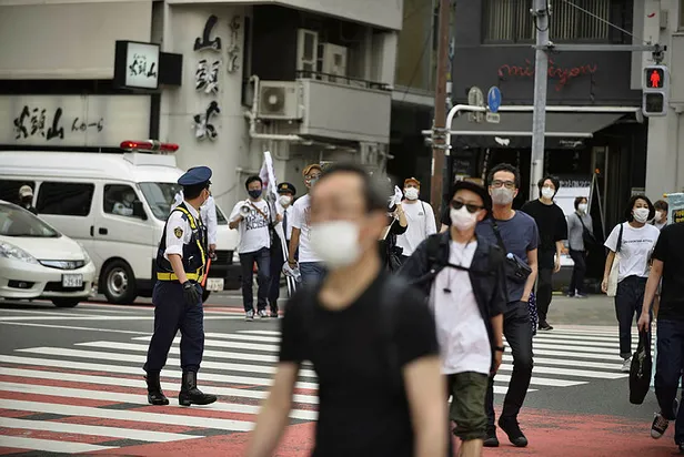 Japonya'da ikinci dalga endişesi! Okullar yeniden kapatıldı!-2
