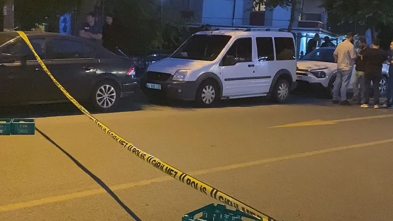 eyupsultanda-parkta-silahli-catisma-5-yarali-1781722572043.jpeg Eyüpsultan'da parkta silahlı çatışma: 5 yaralı-2
