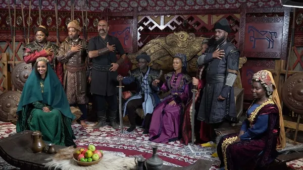 dunyanin-diger-ucundan-kurulus-osman-setine-akin-ettiler-angola-mozambikli-izleyiciler-kurulus-osman-setini-zi-1695375633709.jpg Dünyanın diğer ucundan Kuruluş Osman setine akın ettiler! Angola Mozambik’li izleyiciler Kuruluş Osman setini ziyaret etti-4