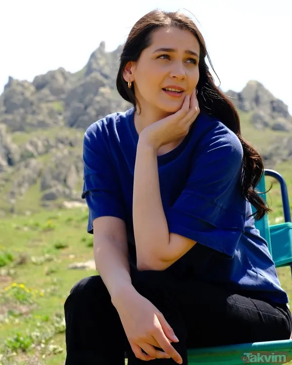 Gülsim Ali İlhan sınırları zorladı! Bornozunu giyip en cesur haliyle sosyal medyayı yakıp kavurdu! Gönül Dağı’nın Dilek’iydi... - 4