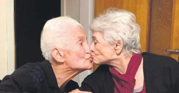65 yıllık aşıklar cennette buluştular