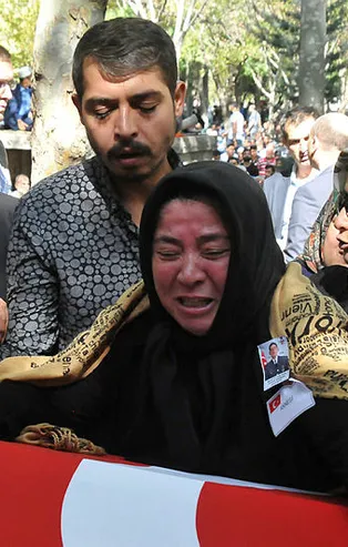 Şehit Piyade Onbaşı Yunus Mermer 20 bin kişi tarafından son yolculuğuna uğurlandı