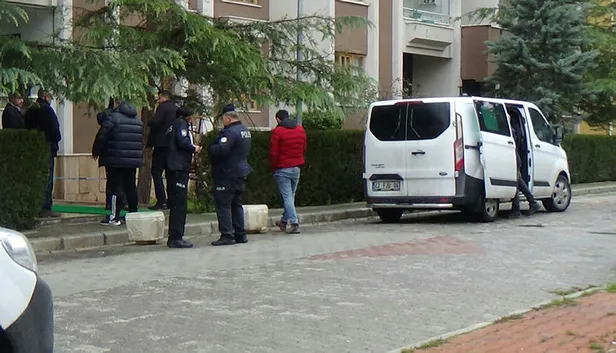 Pencereden düşen kadın hayatını kaybetti-1