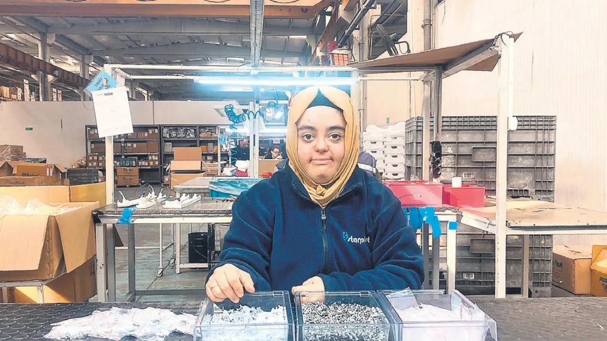 Down sendromlu Şeymanur’un iş başarısı ilham veriyor
