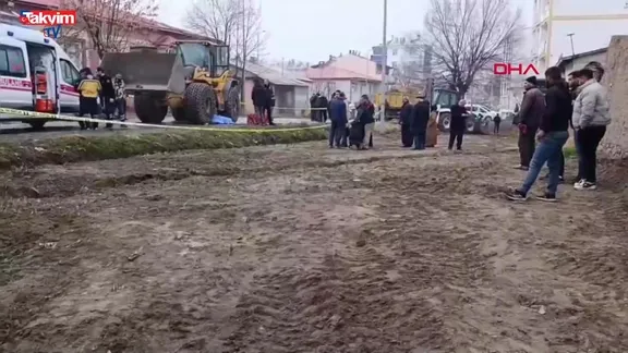 Kağızman'da feci ölüm: Kepçenin altında kalan emekli imam vefat etti!