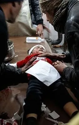 Katil Esad, Doğu Guta'ya saldırdı: 17 sivil öldü