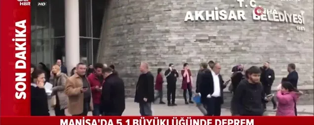 Son dakika: Manisada korkutan deprem! İstanbulda da hissedildi!