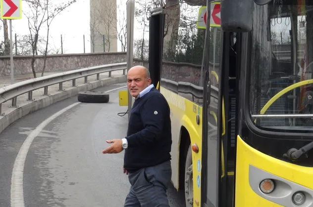 Kağıthane'de seyir halindeki İETT otobüsünün tekerleği fırladı