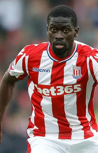 Trabzonspor Ndiaye için Stoke City'le pazarlıkta! Sözleşme süresinde sorun yaşanıyor