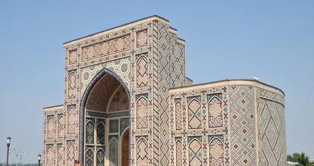 ulug-bey-kimdir-nereli-ne-zaman-oldu-eserleri-neler-ulug-bey-rasathanesi-hangi-sehirde-ulug-bey-rasathanesini-1663688459805.jpg Uluğ Bey Rasathanesi hangi şehirde? Uluğ Bey Rasathanesi'ni kim yaptı? Uluğ Bey kimdir, nereli, ne zaman öldü, eserleri neler?-6