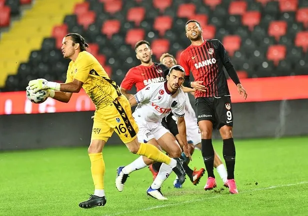 gaziantep-fk-1-1-trabzonspor-mac-sonucu-1601665585523.jpeg