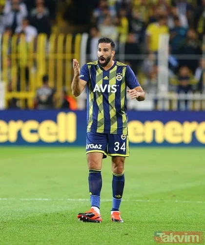 Fenerbahçe’de gönderilecek isimler belli oldu! 7 yolcu birden... | Fenerbahçe son dakika transfer haberleri