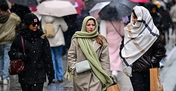 Sistem peş peşe geliyor: Meteoroloji'den 12 ile sarı kod! İstanbul için kar ihtimali netleşti
