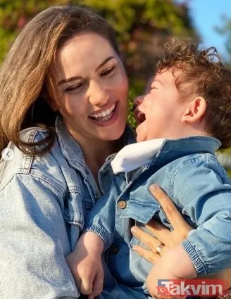 Fahriye Evcen'den sonra Hazal Kaya'dan da sürpriz geldi! İşte ünlüler, anneleri ve çocukları... - 8