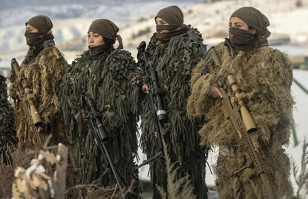 Son dakika: Türkiye'nin gurur günü: 500 kadın özel harekat polisi yemin ederek mezun oldu-5