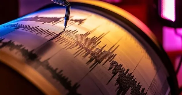 Balıkesir Sındırgı beşik gibi! Depremler devam edecek mi? Şükrü Ersoy canlı yayında açıkladı