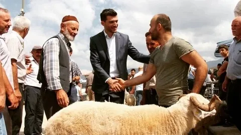 2022-kurban-bayrami-ne-zaman-kurban-bayrami-hangi-gune-denk-geliyor-ayin-kacinda-bayram-tatili-uzayacak-mi-9-g-1655451800695.jpeg Kurban Bayramı hangi güne denk geliyor, ayın kaçında? 2022 Kurban Bayramı ne zaman? Bayram tatili uzayacak mı? 9 gün tatil…-4