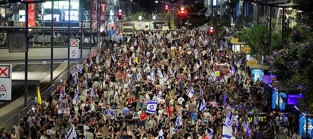 Tel Aviv yine sokaklarda