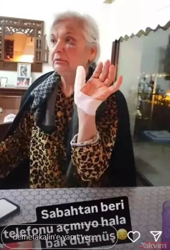 Demet Akalın’ın “Sabahtan beri telefonunu açmıyor” dediği annesinin yanına koştu! Kaza geçiren Şenay Akalın korkuttu - 5