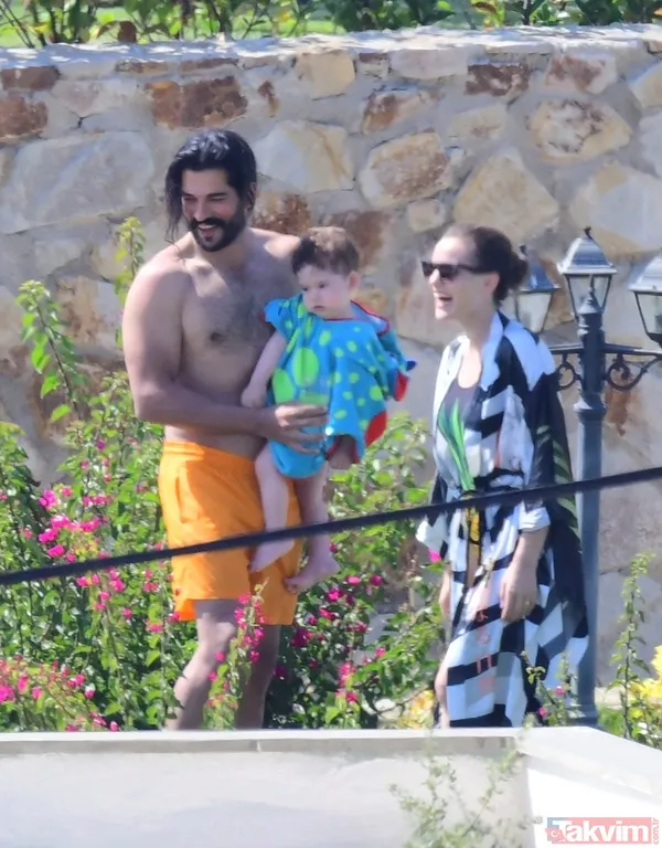 İkinci bebeğini bekleyen 3.5 aylık hamile Fahriye Evcen ve oğlundan kötü haber! Maaile Bodrum tatilindelerdi... - 46