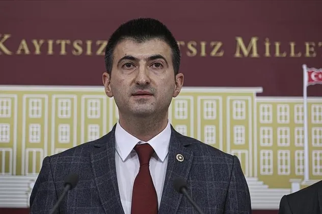 Mehmet Ali Çelebi AK Parti'ye katıldığını duyurdu! Başkan Erdoğan'a özel teşekkür