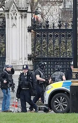Londra'daki terör saldırısından ilk görüntüler