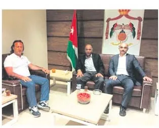 Cinler insanlar gibidir