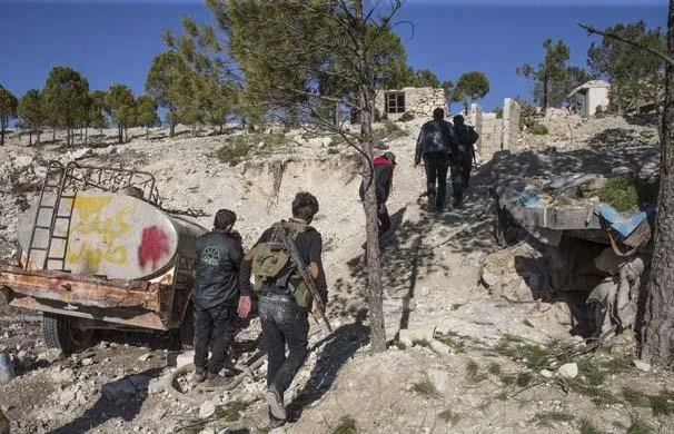 Afrin'de PYD/PKK'nın yerin 4 metre altında yaptığı tünel ağı bulundu-10